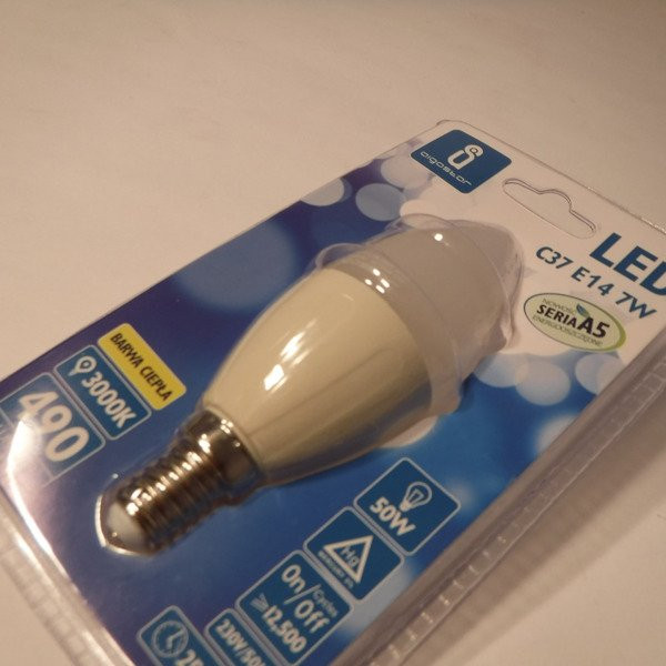 Żarówka LED E14 7W ciepła&nbsp;3000K świeczka C37
